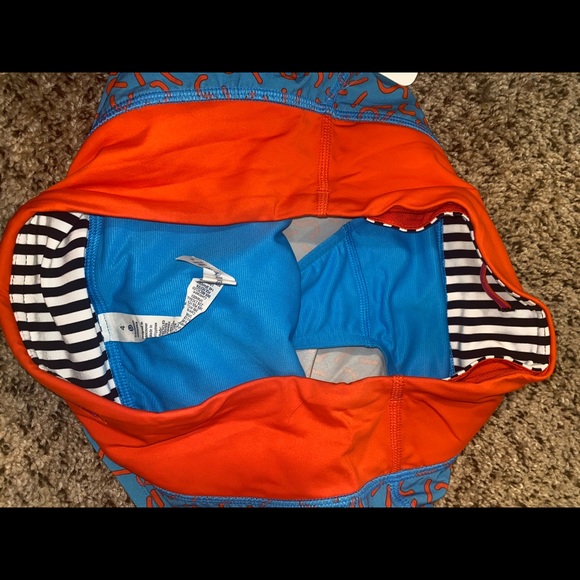 NWT Lululemon Run Speed Shorts - Picture 4 of 4